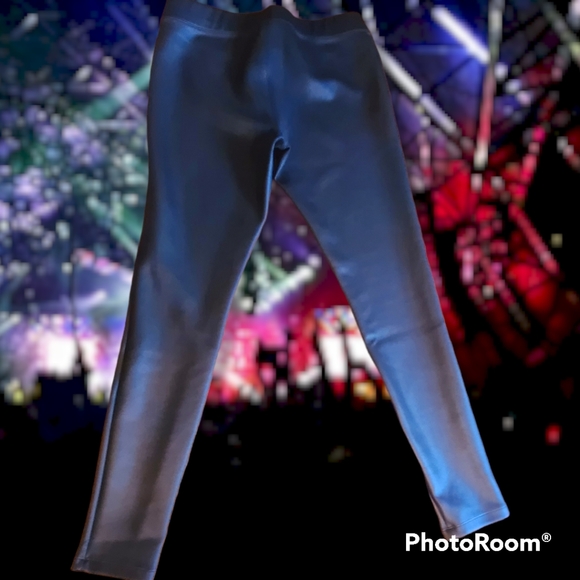 M Express Leggings - Picture 2 of 7